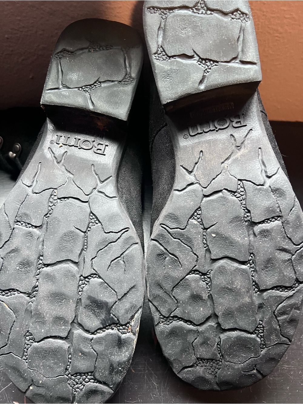 Born Kelisa Black Lace-Up or Zip Suede - Picture 4 of 4